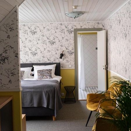 Vanalinna Boutique Hotel Kuressaare Buitenkant foto