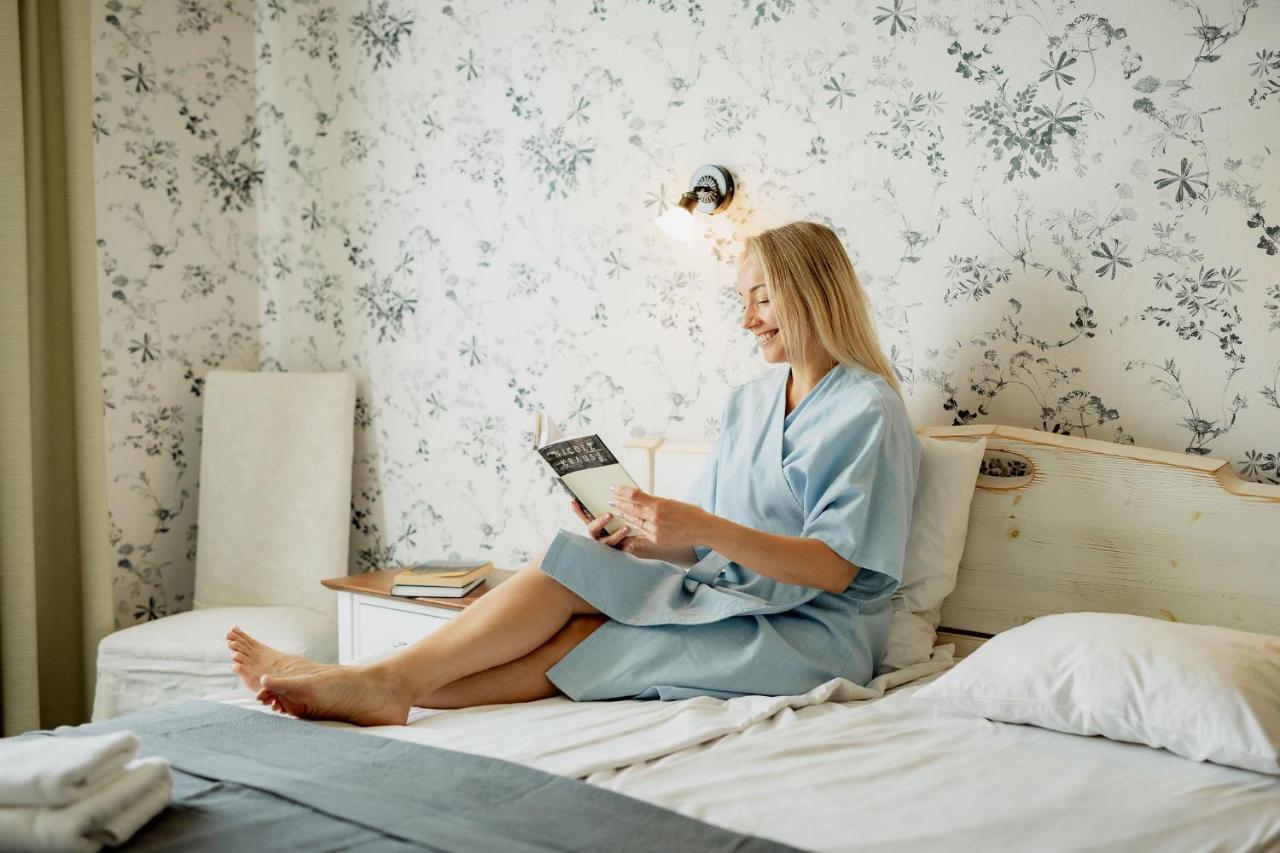 Vanalinna Boutique Hotel Kuressaare Buitenkant foto