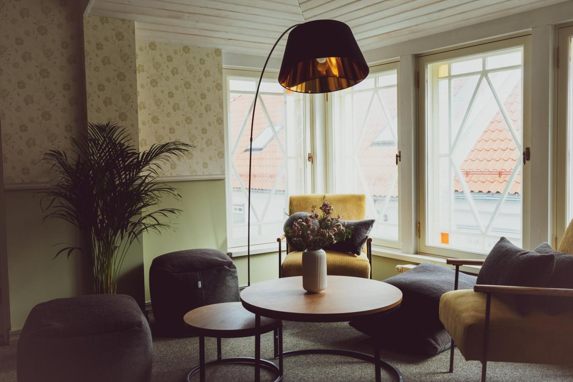 Vanalinna Boutique Hotel Kuressaare Buitenkant foto