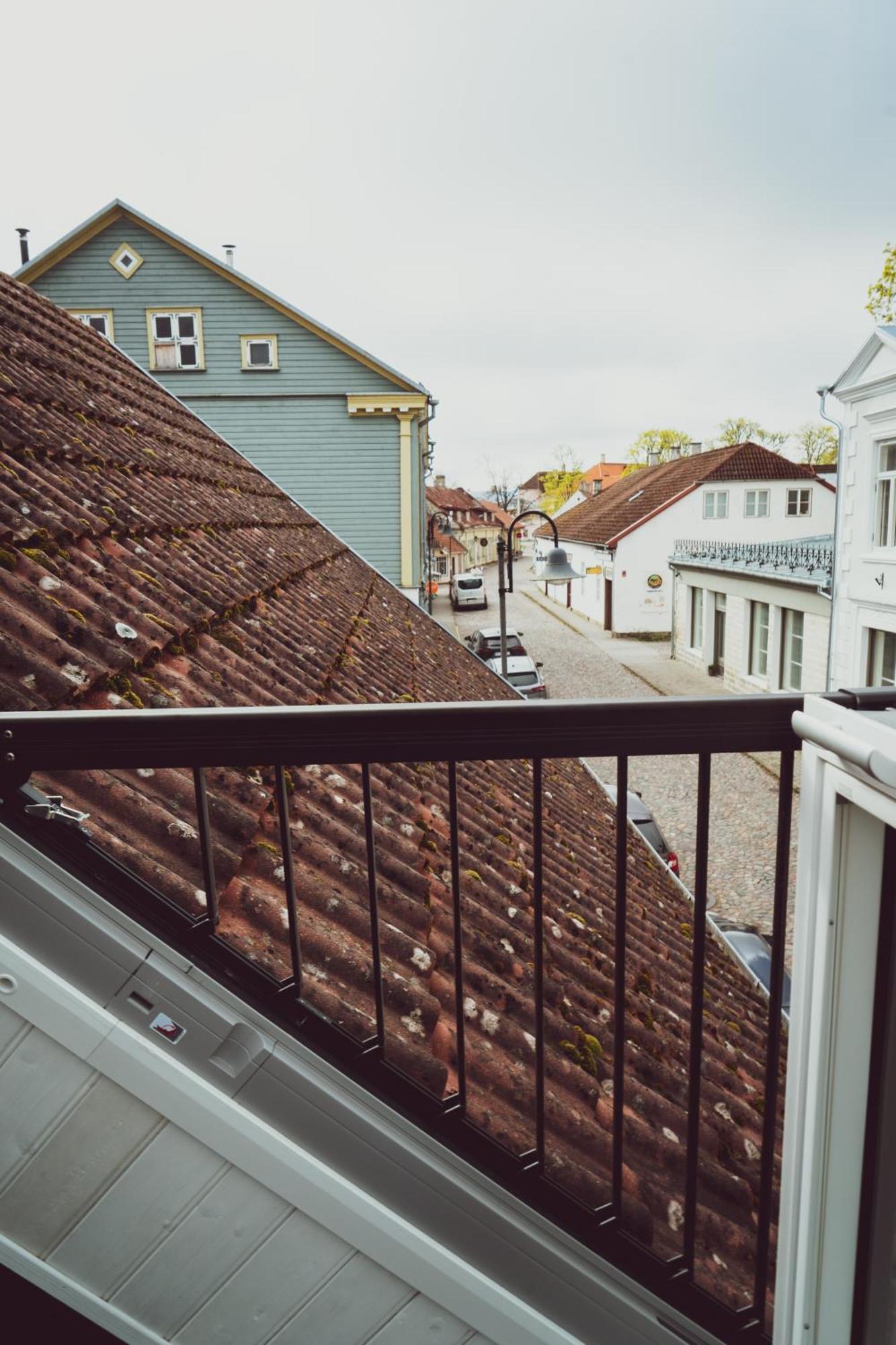 Vanalinna Boutique Hotel Kuressaare Buitenkant foto
