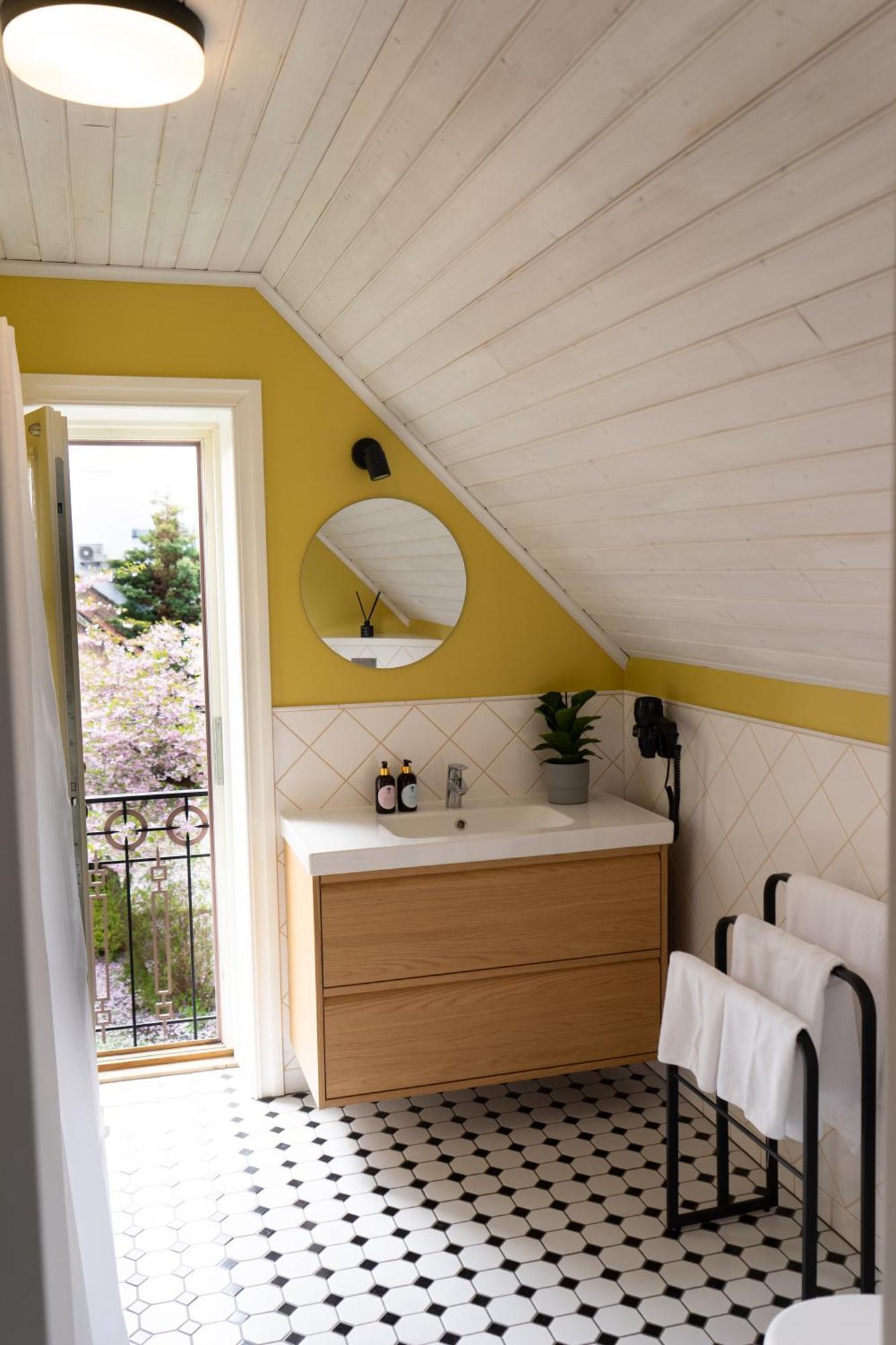 Vanalinna Boutique Hotel Kuressaare Buitenkant foto