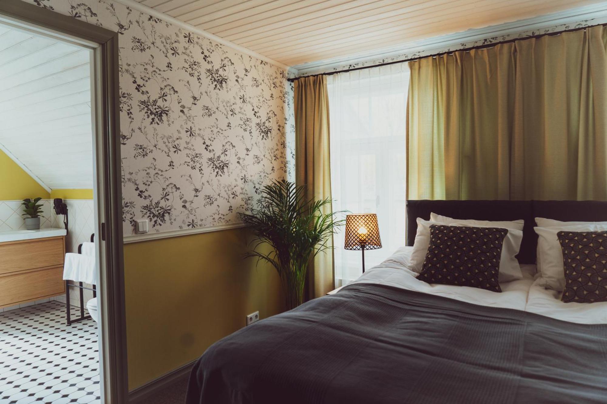 Vanalinna Boutique Hotel Kuressaare Buitenkant foto