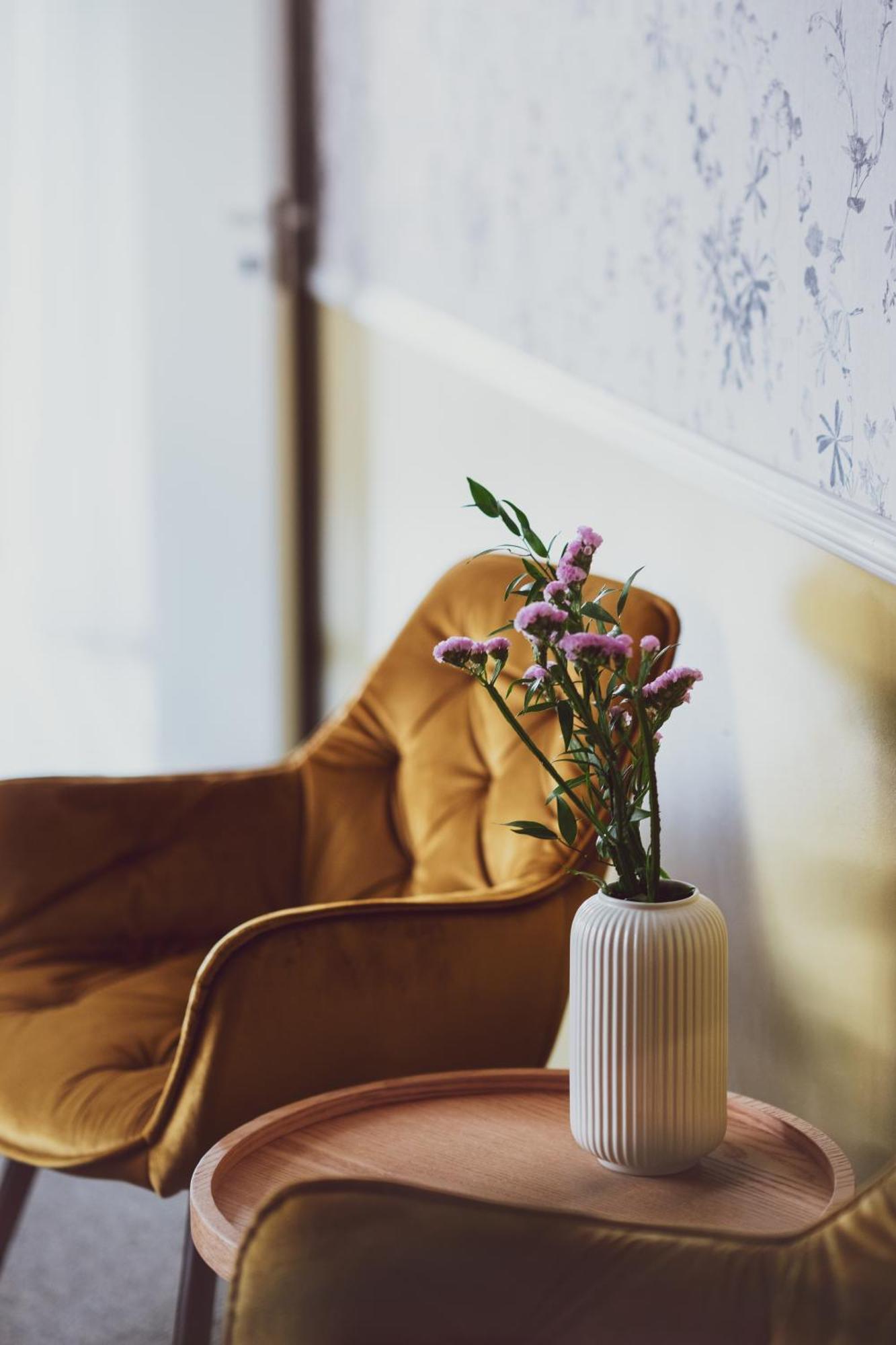 Vanalinna Boutique Hotel Kuressaare Buitenkant foto