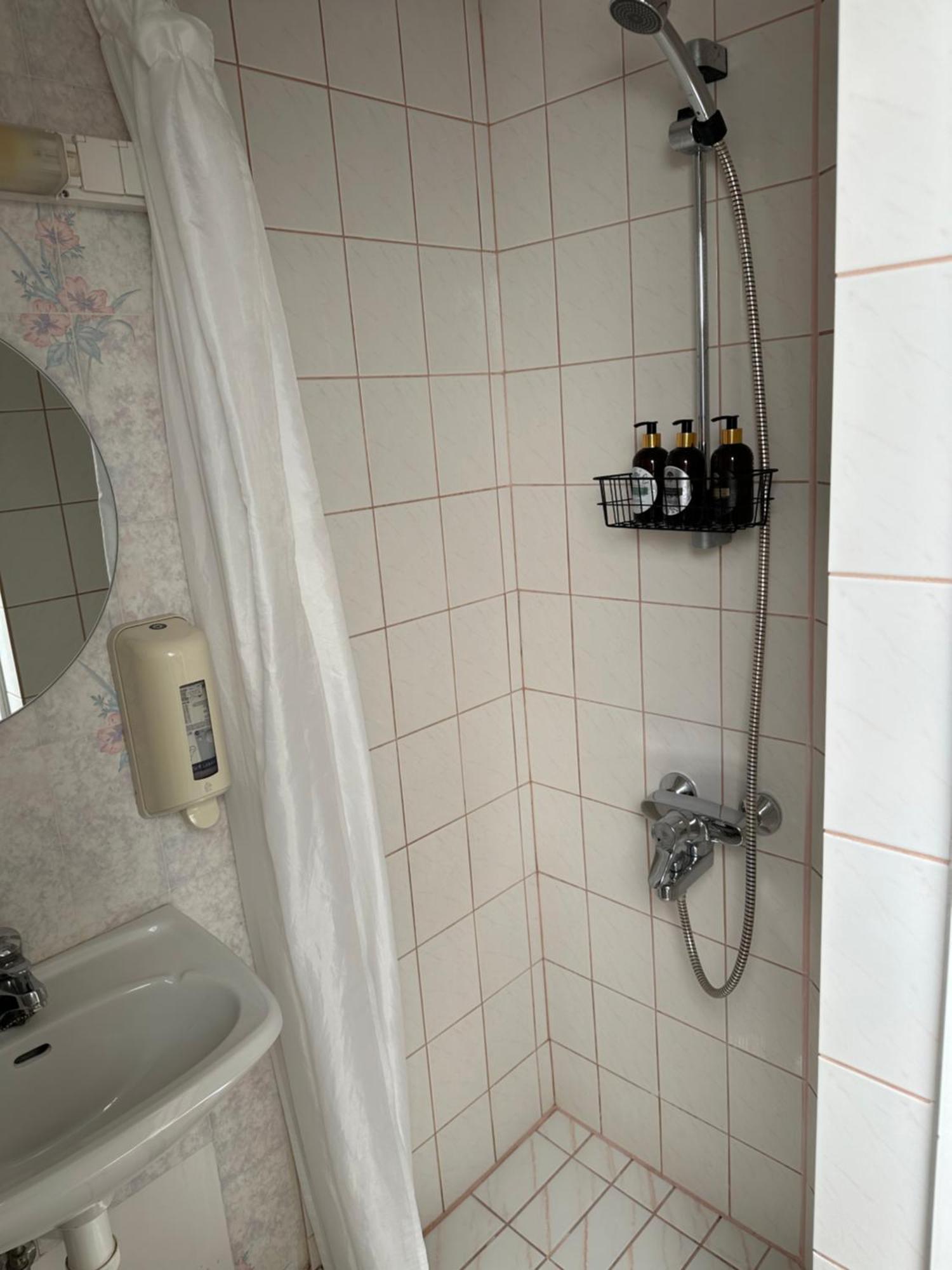 Vanalinna Boutique Hotel Kuressaare Buitenkant foto