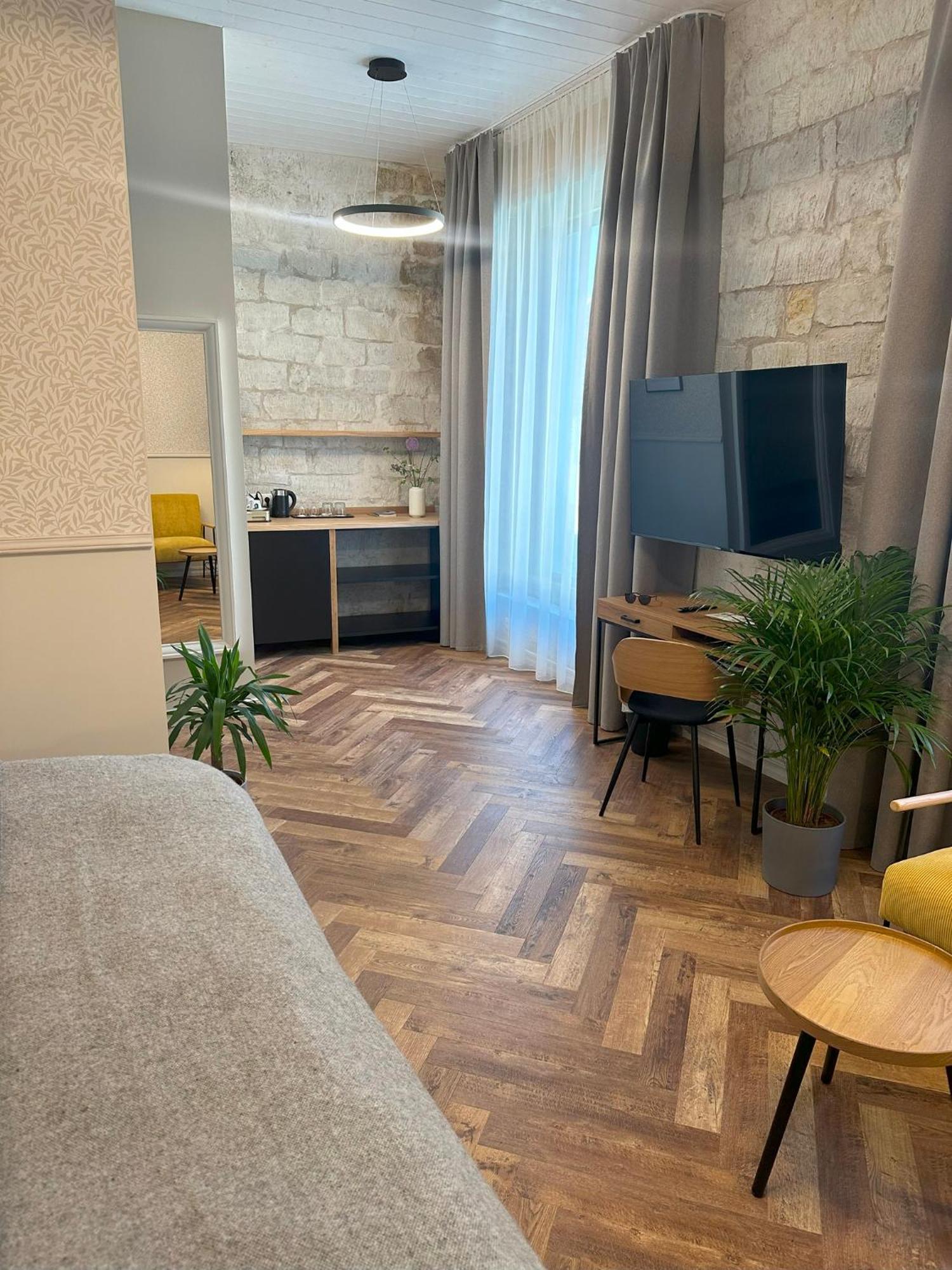Vanalinna Boutique Hotel Kuressaare Buitenkant foto
