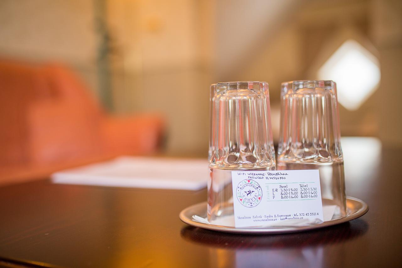 Vanalinna Boutique Hotel Kuressaare Buitenkant foto